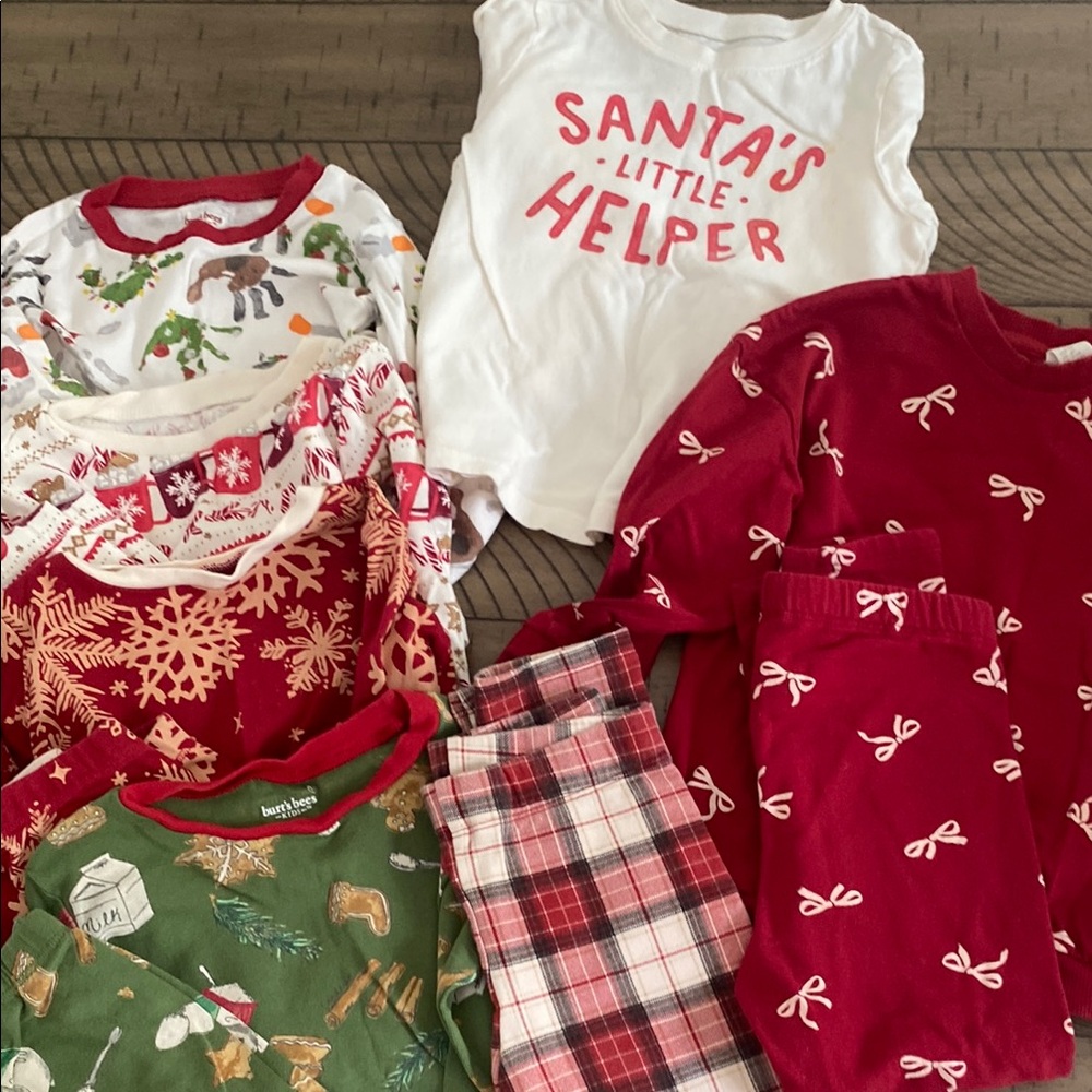 Holiday bundle 4T, 4 pairs Burt’s bees pajamas, H&M sweat set